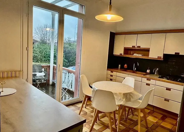 וילה La Grande Maison-toulouse Garonne-parking/jardin טולוז